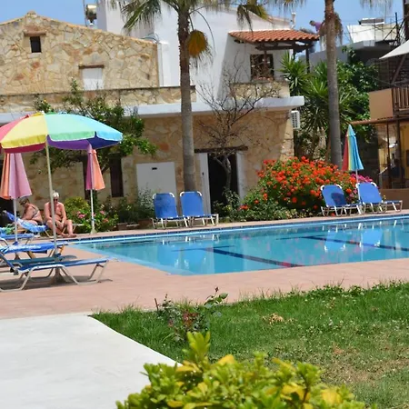 Apartahotel Giorgos Platanés