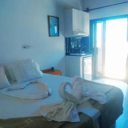 Giorgos Apartahotel 3*