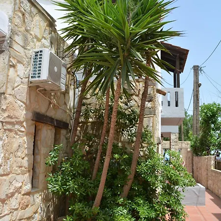 Apartahotel Giorgos Platanés